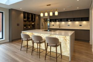 Egger modern kitchen with backlit onyx island panel